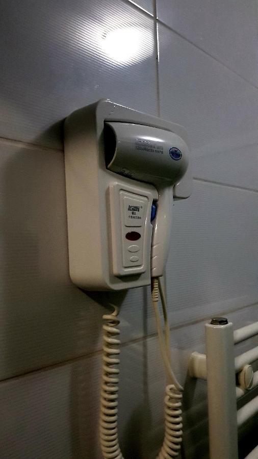 Asia Hotel Târgu Jiu エクステリア 写真