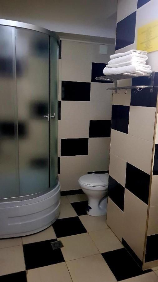 Asia Hotel Târgu Jiu エクステリア 写真